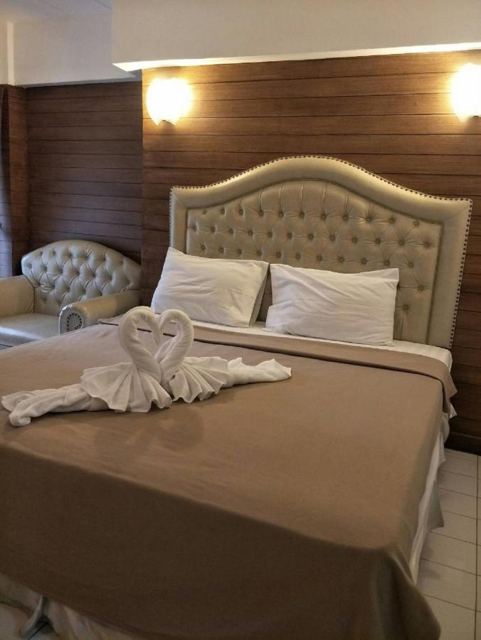 Infinite Hotel Bangkok Exterior photo